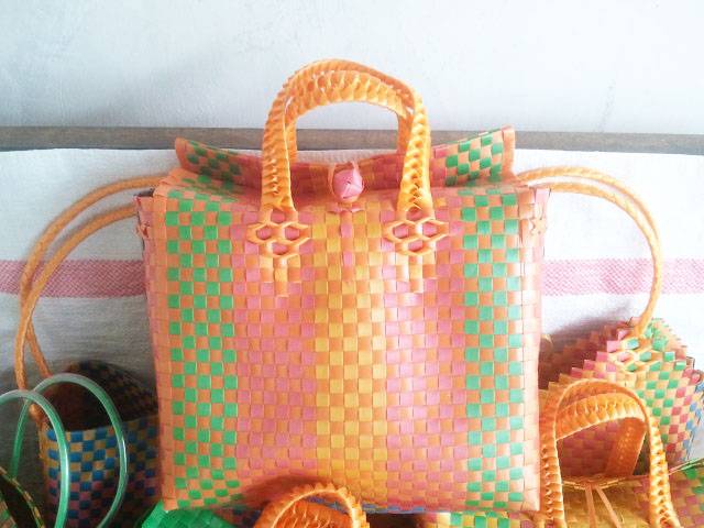 Tas Anyaman Plastik ,Tas Souvenir Size M