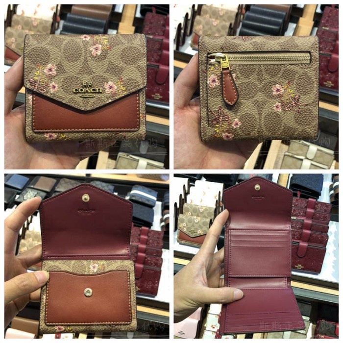 Coach Small Wallet In Signature Camvas With Floral