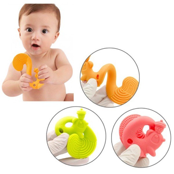 MOMBELLA BABY SQUIRREL TEETHER/ GIGITAN MAINAN BAYI BENTUK TUPAI