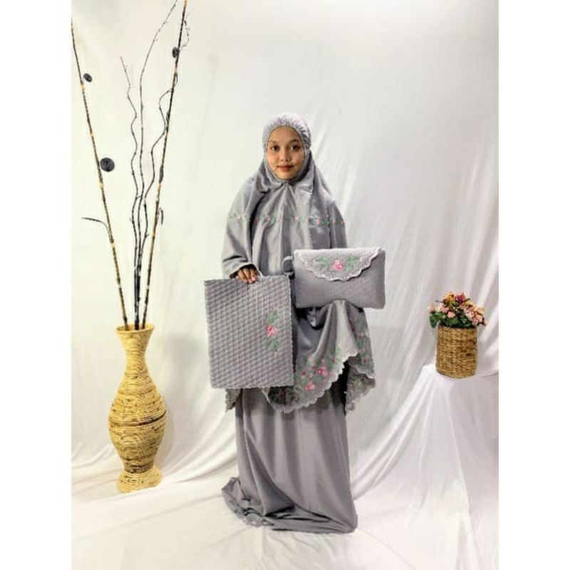 Mukena Dewasa / Mukena Terbaru / Mukena Plus Sajadah