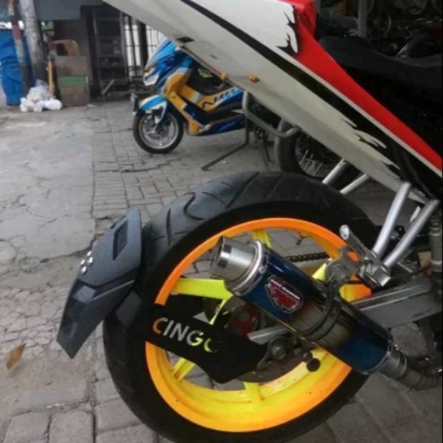 Mudguard motor sport carbon karbon R15 V3 R25 CBR ninja MX king Sonic mt25 Byson Vixion Scorpio Fu