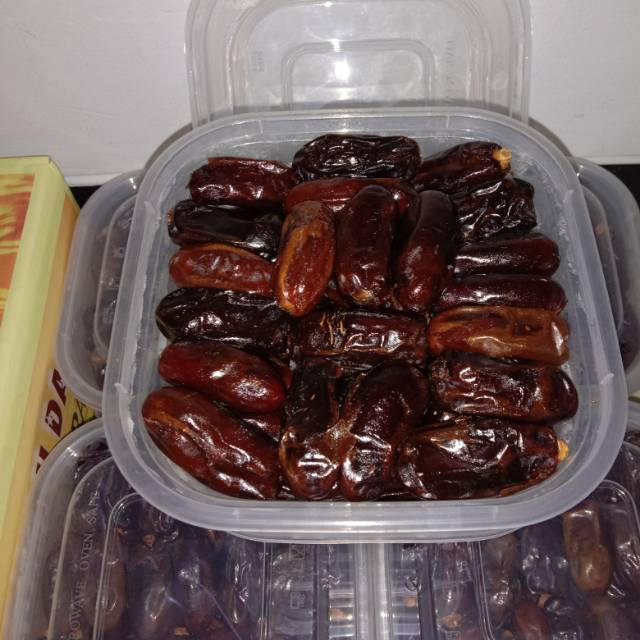 

Kurma madinah dates (500gr)