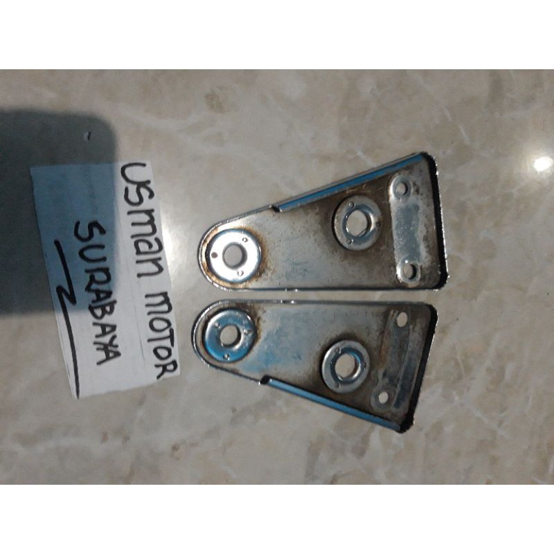 bracket dudukan kupingan reflektor lampu depan old megapro lama original