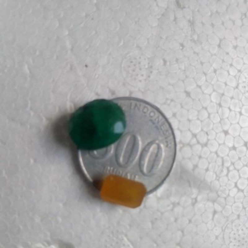 batu natural yellow safir green zamrud Colombia berserat unik mewah permata mewah unik Antik