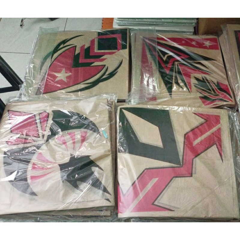 kertas layangan coklat sablon 18gram(100 lebar) COD