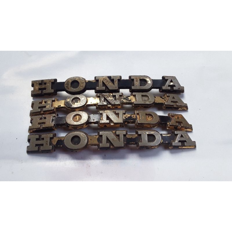 tulisan emblem tangki honda c800/c700  supercup original.termurah