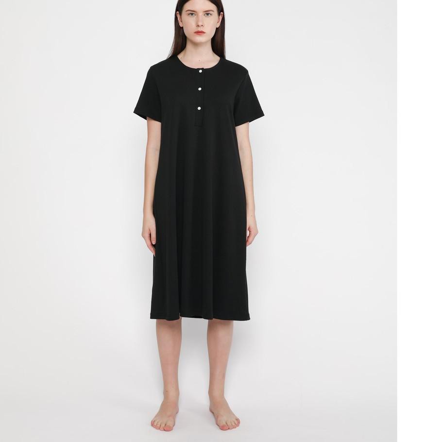 black t shirt dress with belt