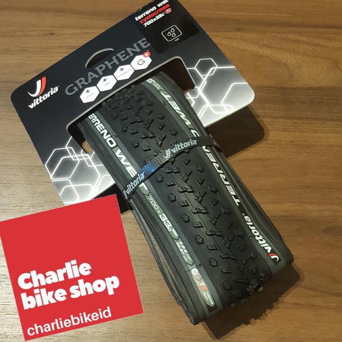 Ban Luar Cyclocross Gravel Vittoria Terreno Wet 700X33 Antrachite Side