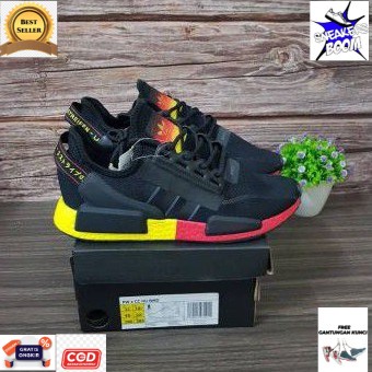 Sepatu Adidas Nmd R1 V2 Munich