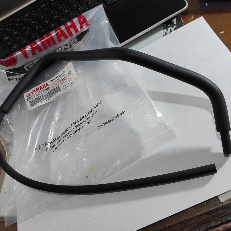 Selang Tabung Air Radiator Yamaha R15 V3 BK6-F1817-00