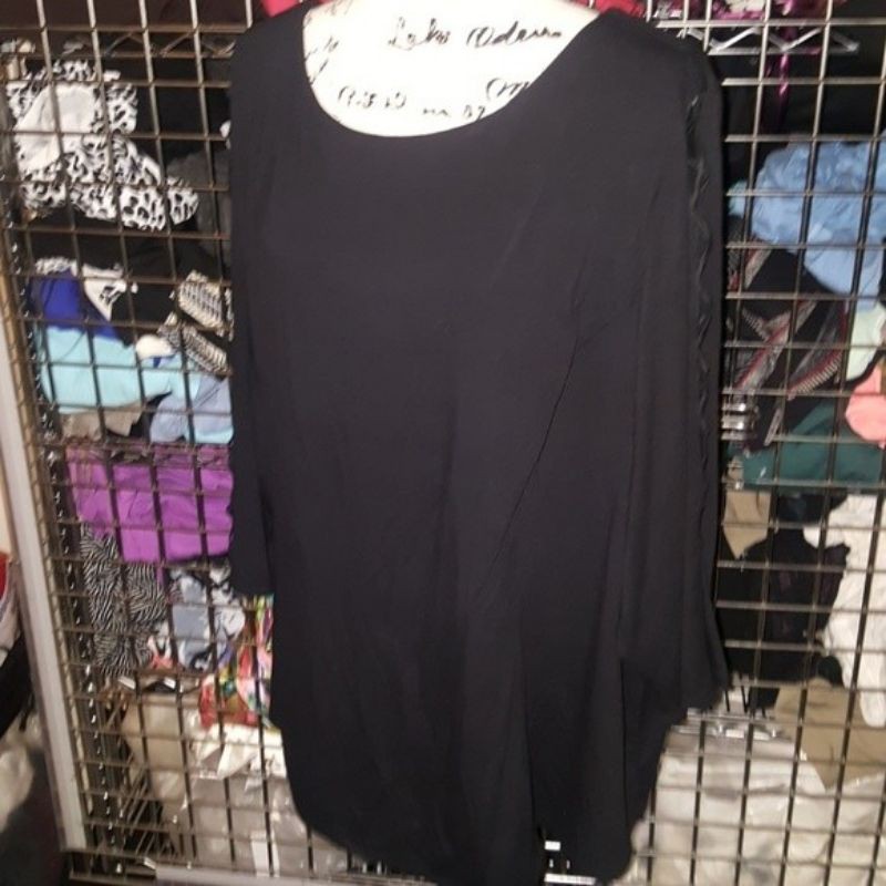 Blouse scoop Neck Black LS Catherines Atasan blus Hitam Branded wanita