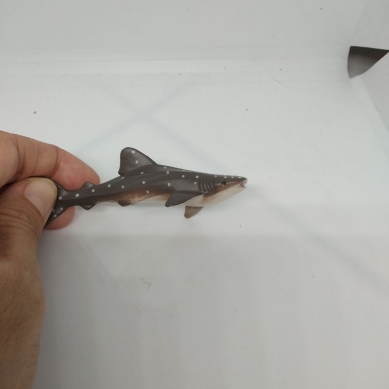 Figure Ikan Hiu Paus Figure Whale Shark