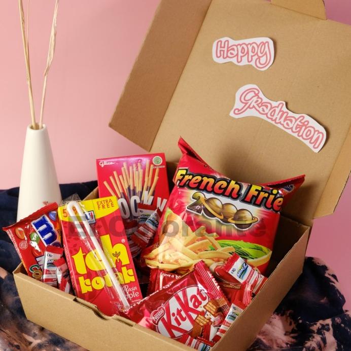 

Hampers Box Hadiah Ulang Tahun Kado Parcel Makanan Valentine Wisuda Terlaris!!! R33A