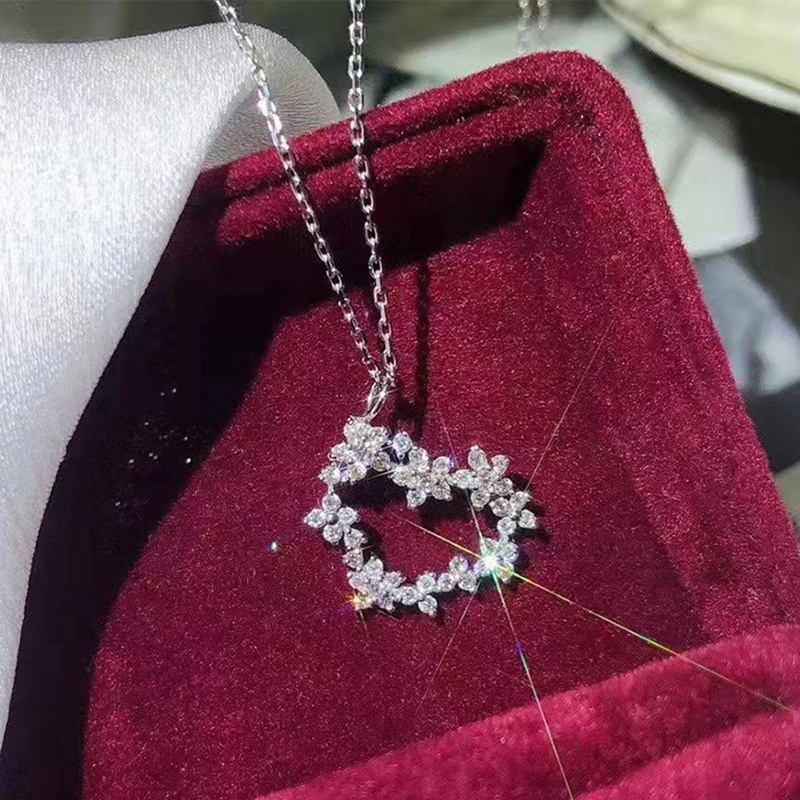 Kalung Rantai Wanita Liontin Bunga Hati Hias Cubic Zirconia Putih