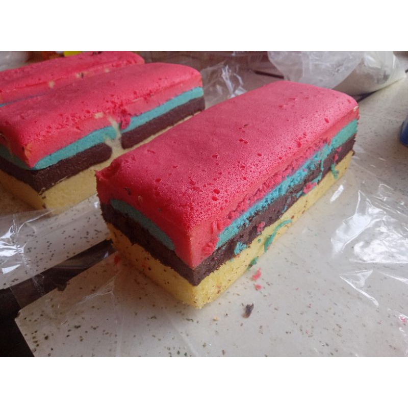 

Bolu Kukus Rainbow