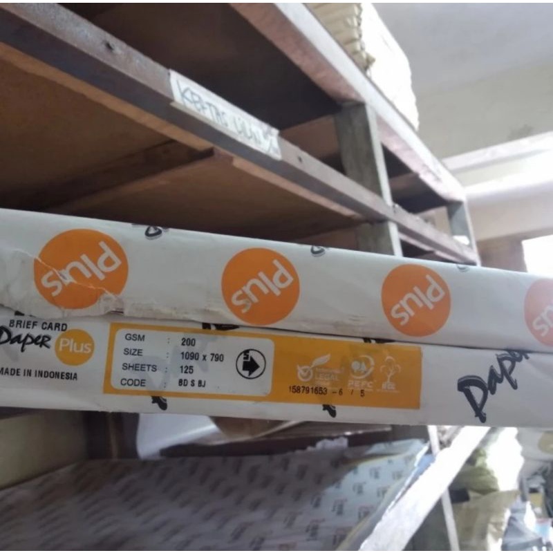 

Kertas Gambar / Kertas BC Tik / Kertas Manila 200gsm ukuran A3/A3+ isi 100 lembar