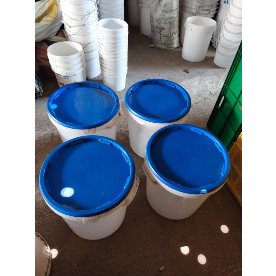 Ember Bekas Cat 30kg Ember Plastik Bekas Cat 30Kg Ember Plastik 30L Ember Air 30 Liter