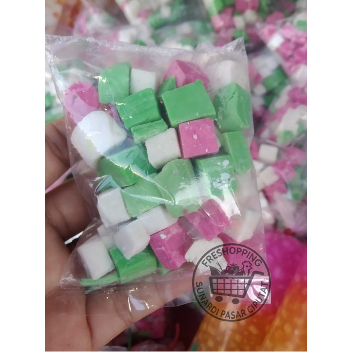 

Pacar cina dadu /bungkus