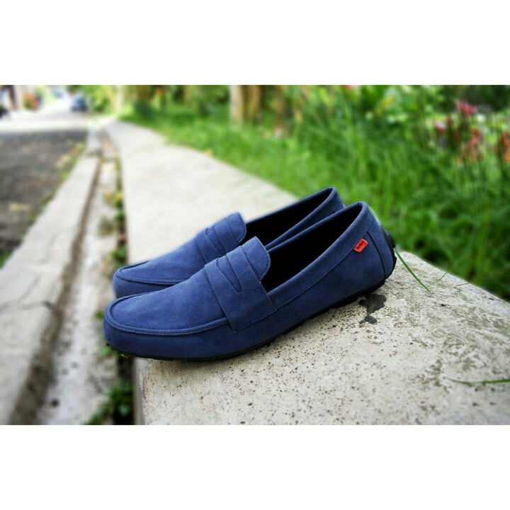 Promoo !!!! Sepatu slip on pria kickers casual slop formal kerja kantor kulit asli santai kuliah 4.5