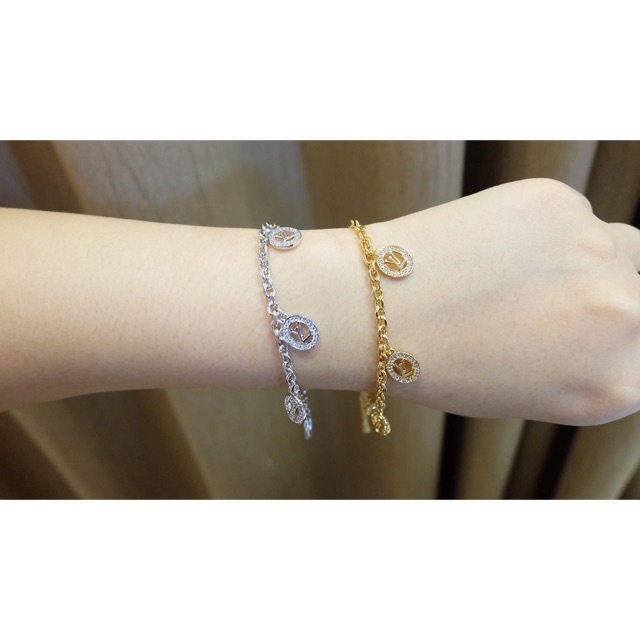 Gelang LV