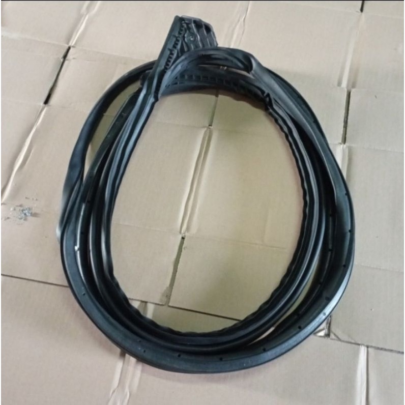 Karet Daun Pintu Mobil Avanza Veloz Xenia Depan Kiri Ready Stok