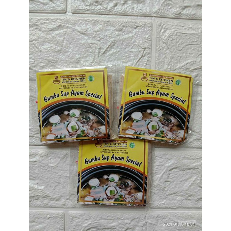 

Bumbu Masak Bumbu Sop Ayam Tin's Kitchen Kemasan Sachet 50 gram