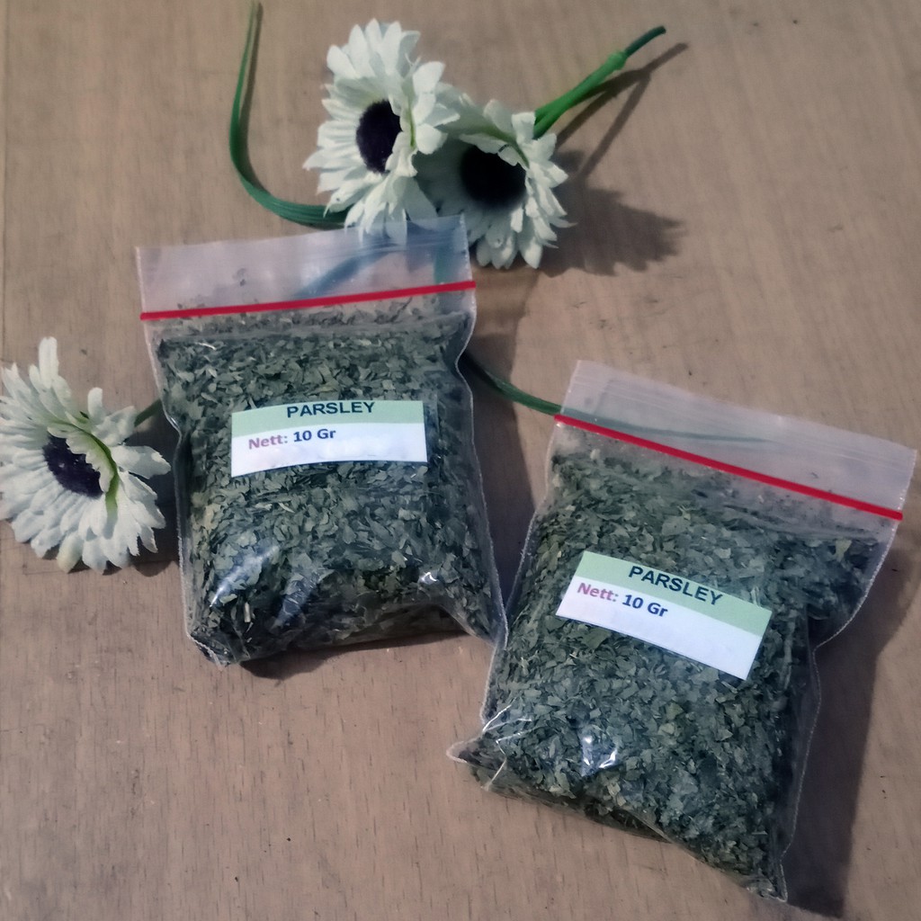 

Daun Parsley Peterseli Kering / Dried Parsley 10gr