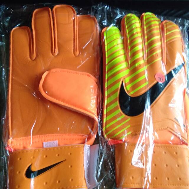 Sarung tangan kiper tulang nike