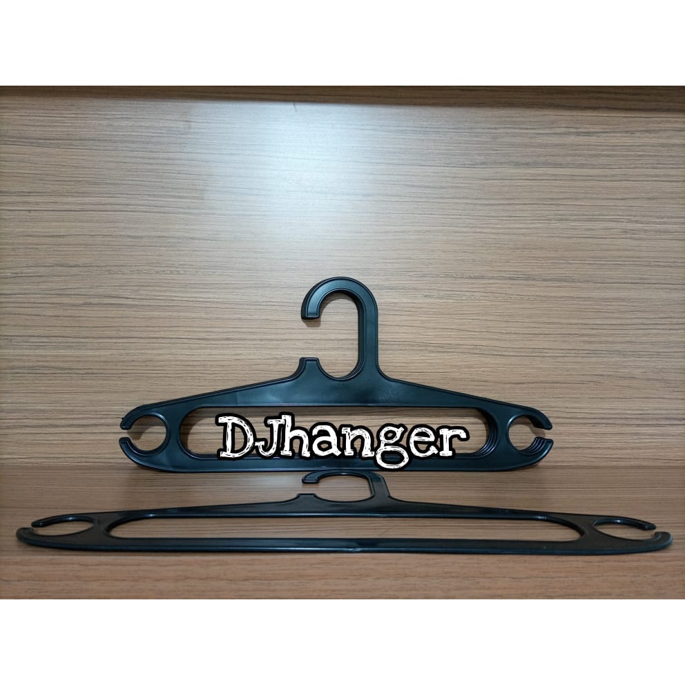 HANGER PLASTIK 17 INCH HITAM