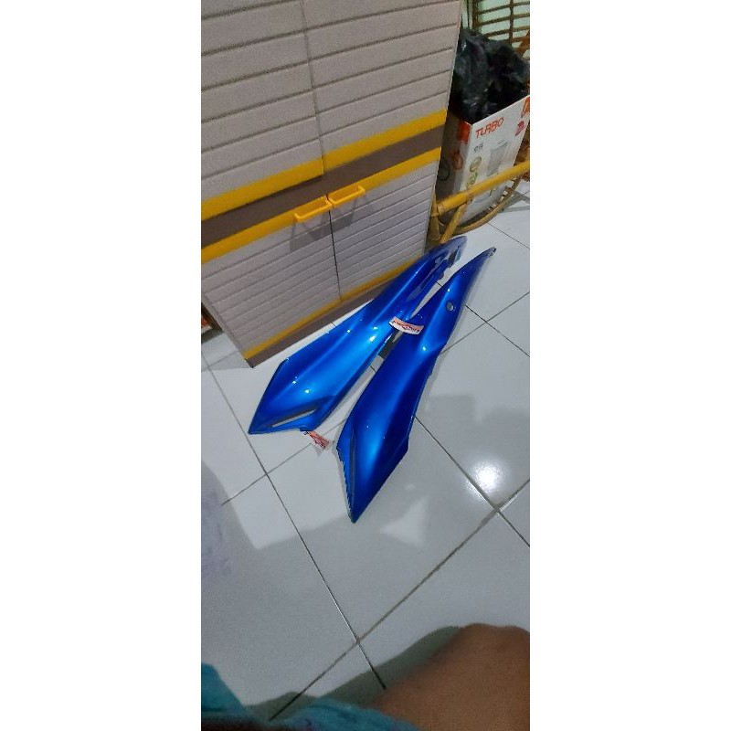 body belakang suzuki skydrive biru original sgp