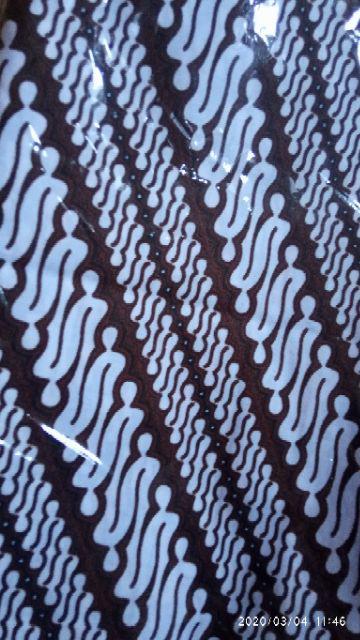 Kain Batik Solo Motif Parang Seling Kecil Warna Dasar Putih