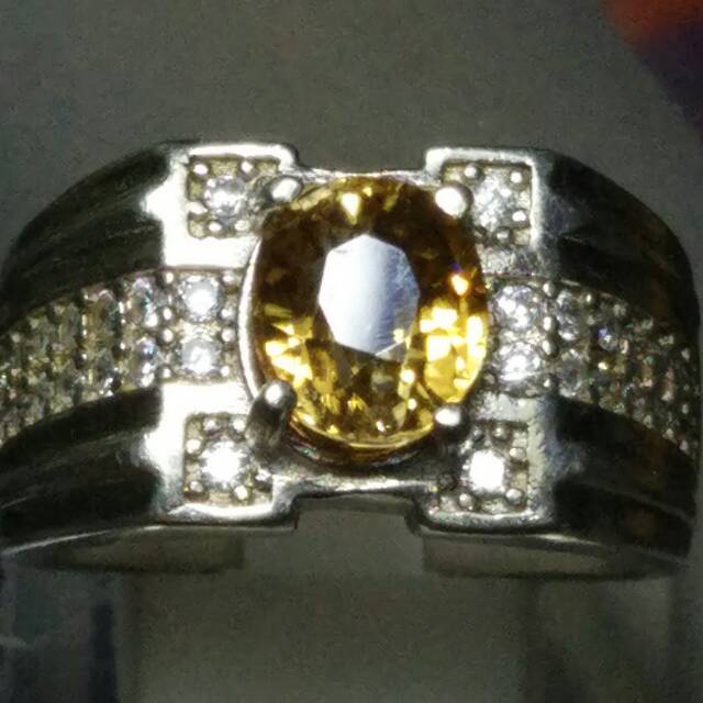 Natural Yellow Zircon