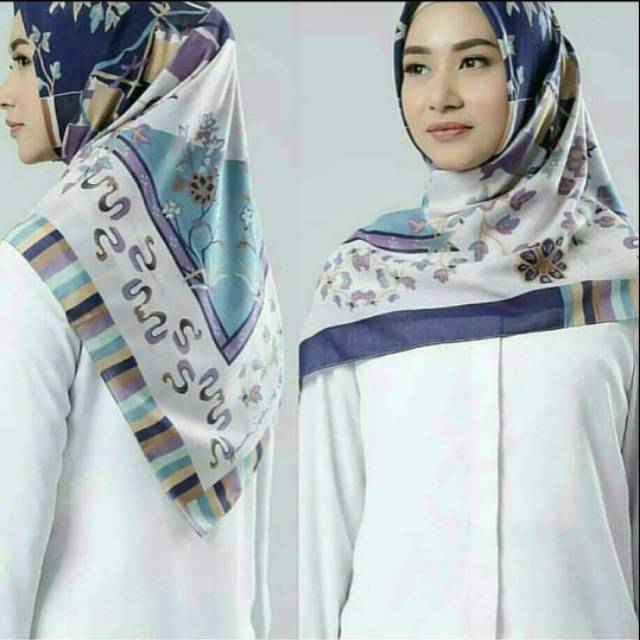 Marra Navy / Marra Scraft Navy / Riamiranda Marra Navy