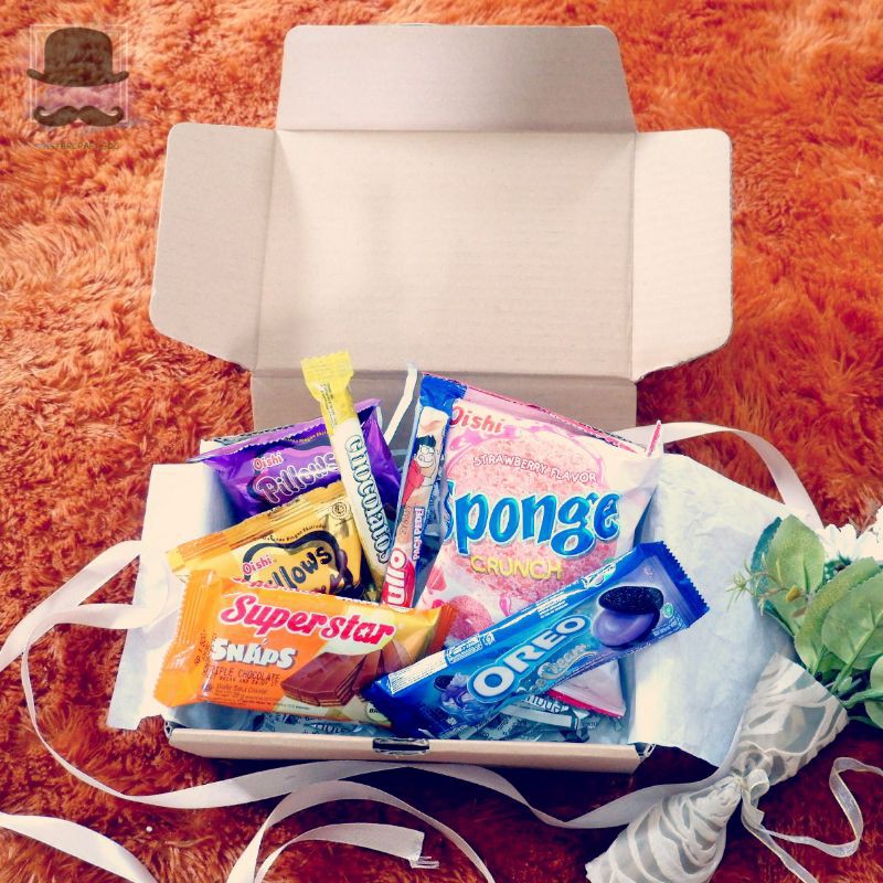 

[PAKET PINUS] Snack box - Gift box - Hampers - Kado - Hadiah ultah - Wisuda - Anniversary - Mutualan