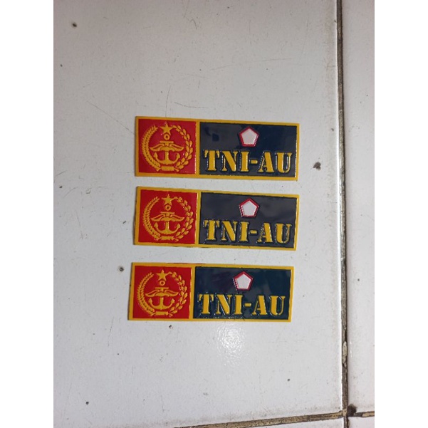 

stiker plat au