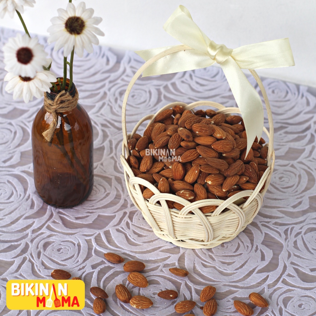 

KACANG ALMOND (PREMIUM QUALITY)