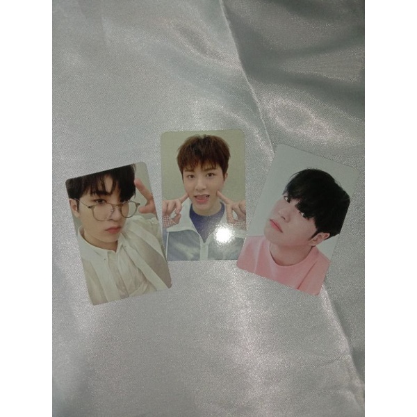 Photocard Treasure member Junghwan kacamata, Junghwan tusmel, manyo jaehyuk
