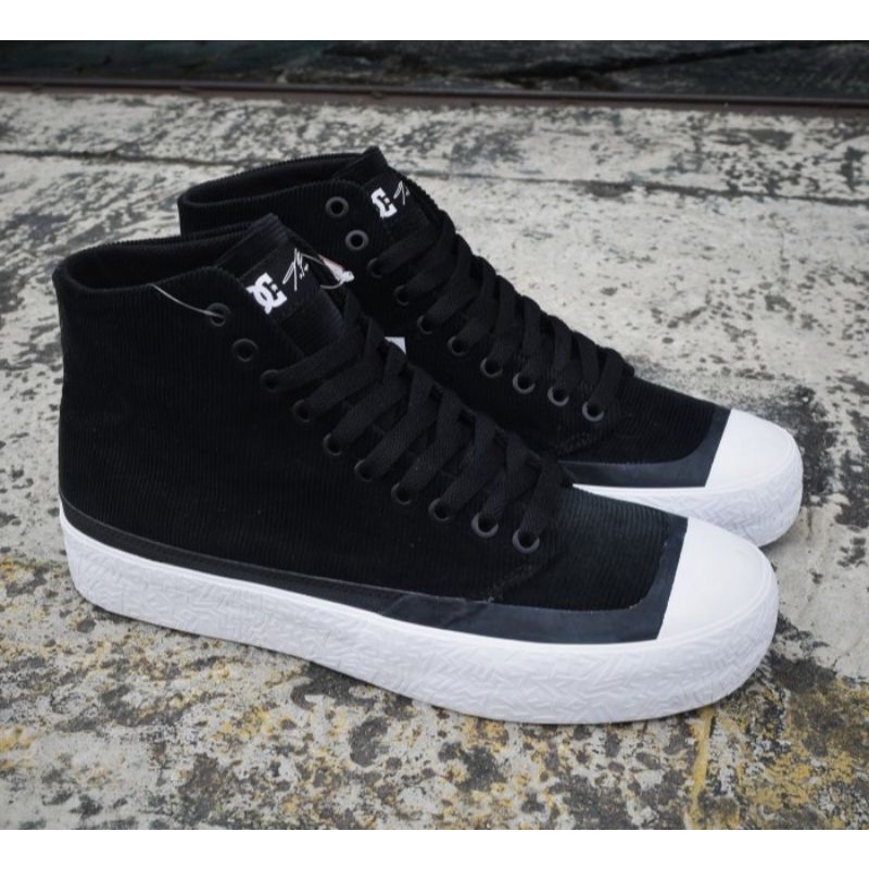 Original DC shoes t funk hi