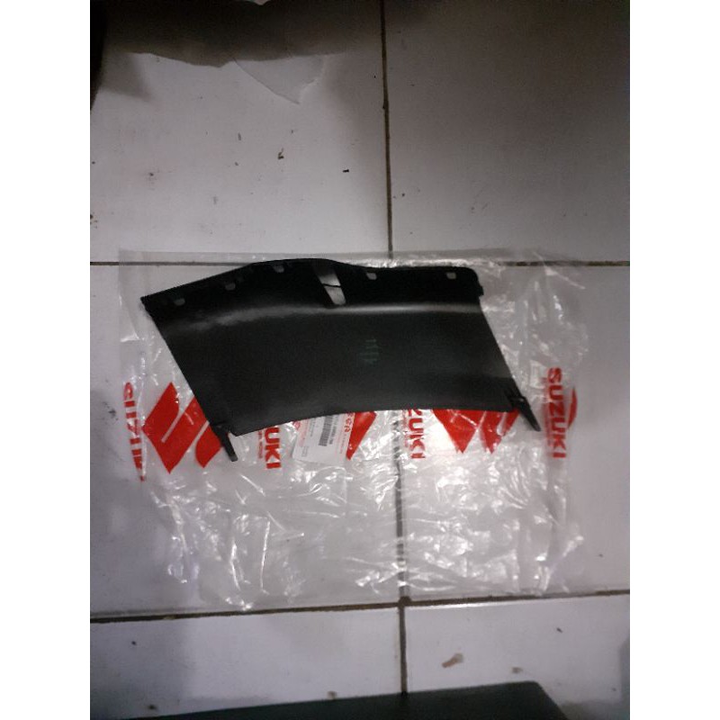 cover derek/tutup bemper ertiga dreza
