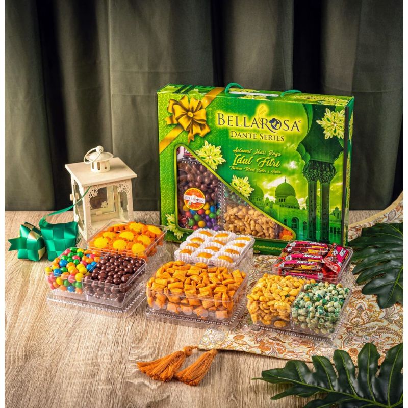 

PAKET KUE KERING LEBARAN RANDOM