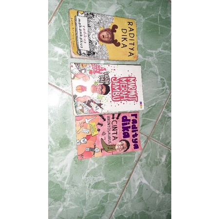 Buku Raditya Dika