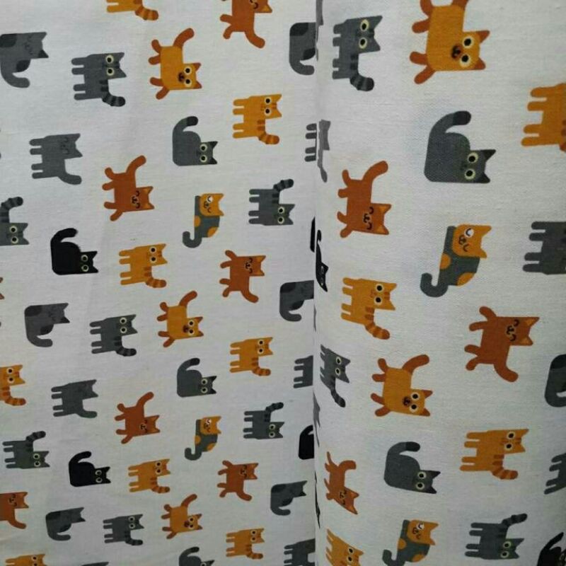 Kain Kanvas Meteran Kucing