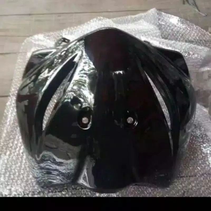 Tameng depan revo absolute