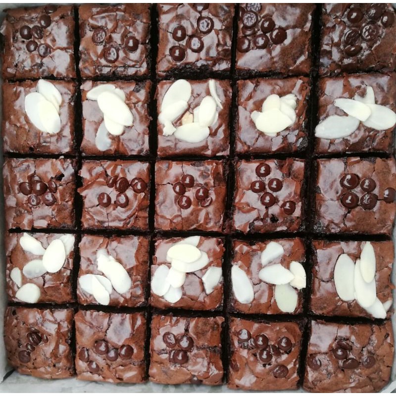 

FUDGY BROWNIES / BROWNIES PANGGANG