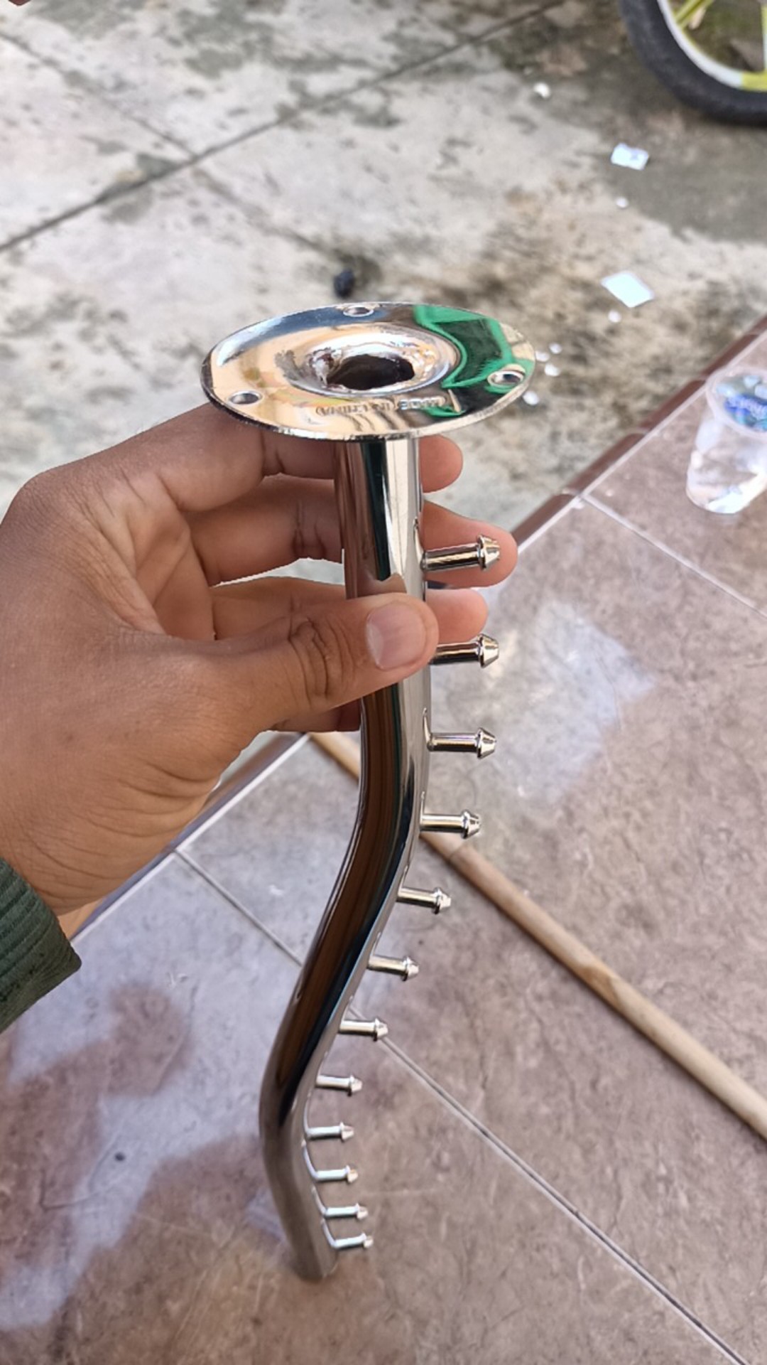 Belalai Atau Suling Dinding 40cm 12 Titik Import