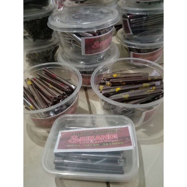 

comel(coklat karamel)isi 40 biji enak dan lezat