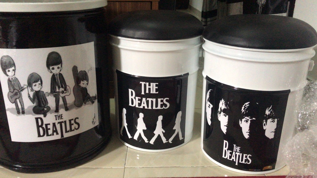 Kursi Tong Motif The Beatles