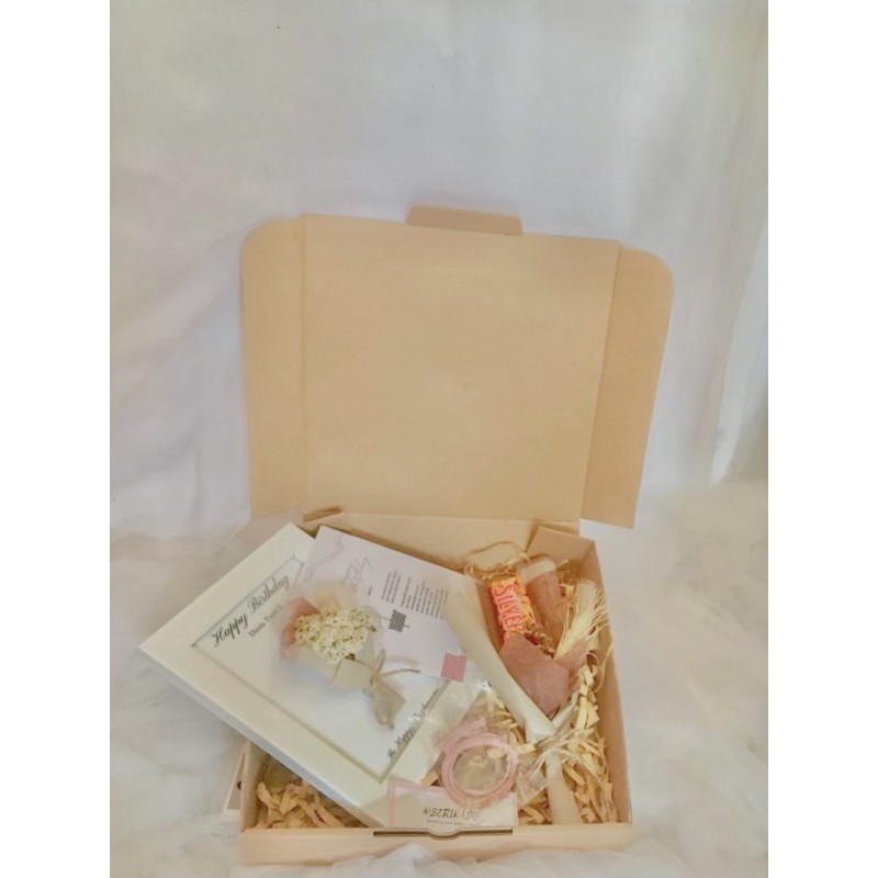 

gift frame/ gift box/ kado unik