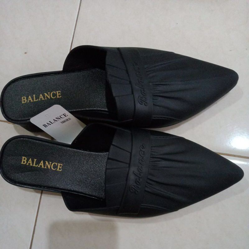 New BLC 407 Sandal Jelly Cyntia [COD] bacadeskripsi-Polos Black