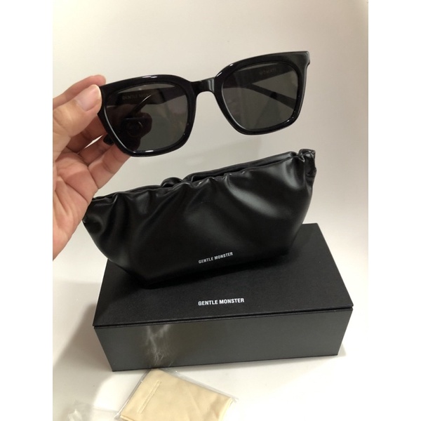 Gentle Monster Momati / Authentic  - Preloved